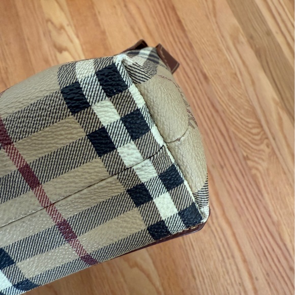 Burberry London Haymarket Check Shoulder Bag - Picture 5 of 9